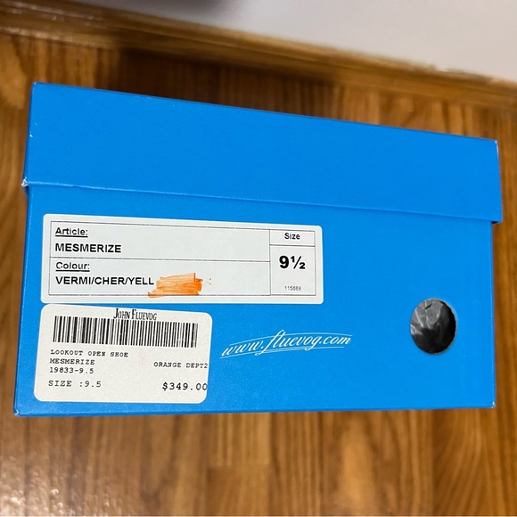 NWT John Fluevog Look Out Mesmerize Size 9.5 - Picture 9 of 9